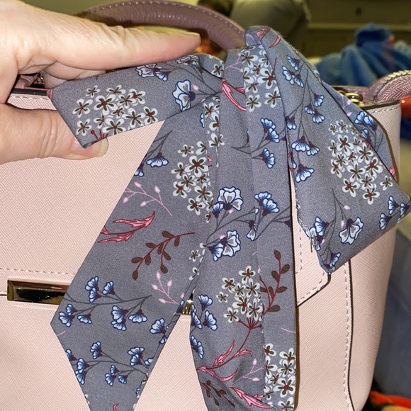 Steve Madden blush pink handbag with scarf. MSRP $99 - Picture 8 of 8